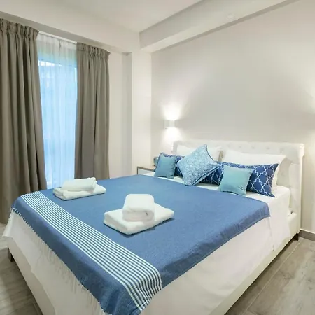 Dedis Apartment Neos Marmaras