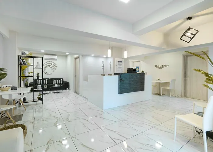 Dedis Apartment's アパート
