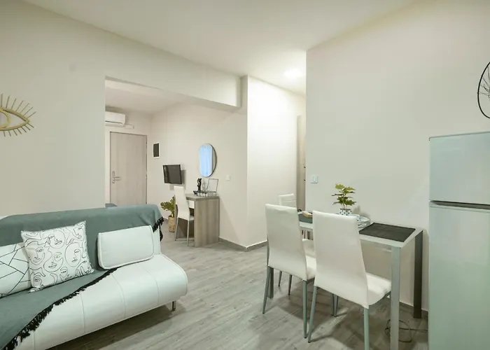 アパート Dedis Apartment's ネオス・マルマラス