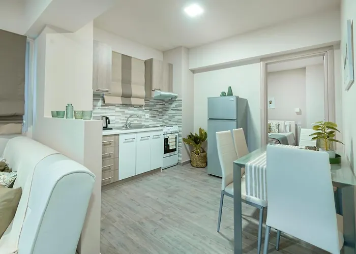 Dedis Apartment's アパート