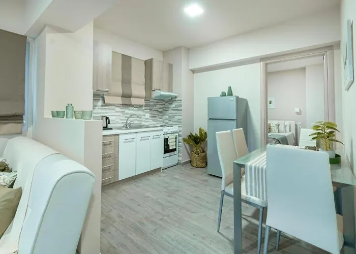 Dedis Apartment's