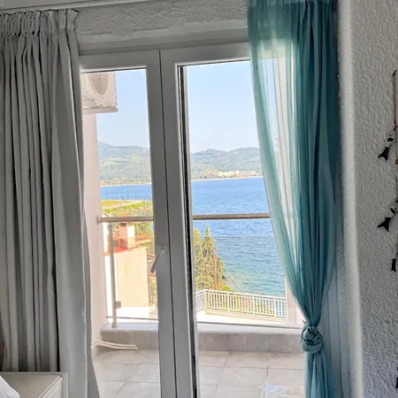 Apartament Dedis Apartment's